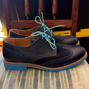 Bold By Soxy Blue Leather Wingtip Dress Shoe's Size 10 Men's